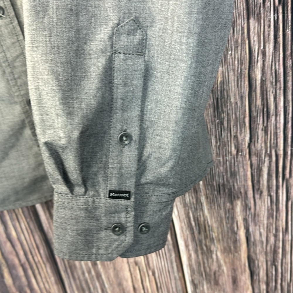 Marmot Button Down Shirt- Size Large - Picture 6 of 13